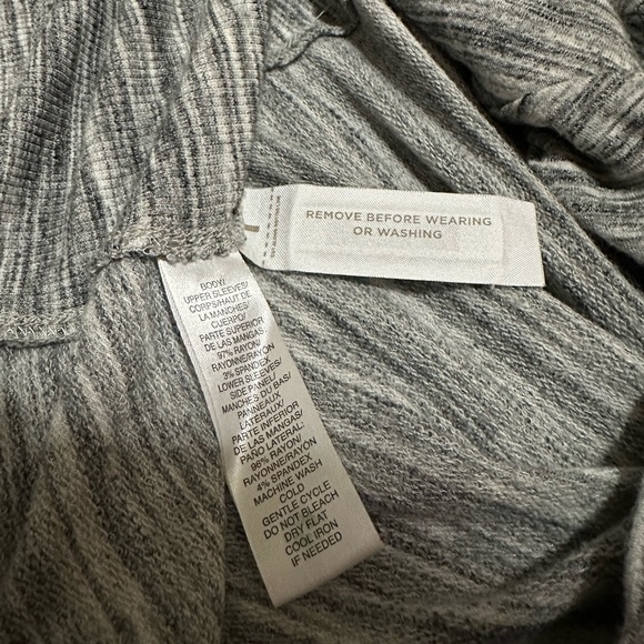 Lou & Grey Zip Sweater size L - Picture 2 of 8